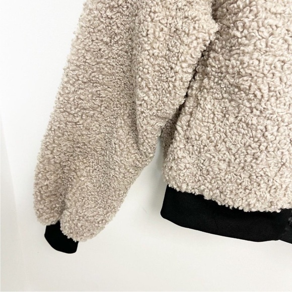 AVA KRIS KARLIE oversized sherpa bomber jacket in size Small - Picture 6 of 10